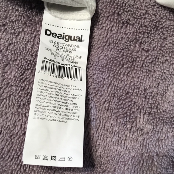 Desigual Blouse - Picture 10 of 10